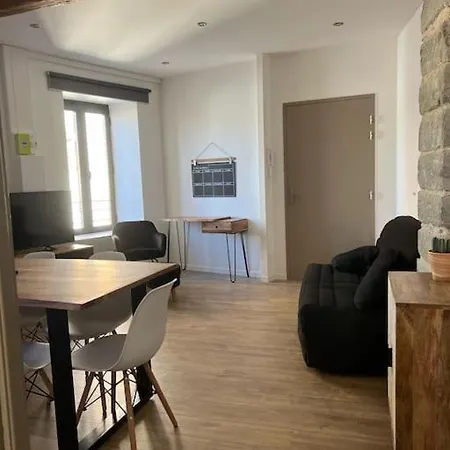 Appartement Marseillan Ville דירה *